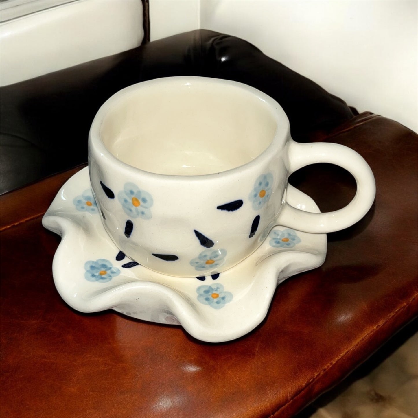 SOULCRAFTZ Ceramic Coffee Tea Milk Mug & Saucer | Microwave & Dishwasher Safe Ceramic Tea Cup | Perfect for Latte, Cappuccinos, Tea Bag & Beverages (Cream, 250ml)