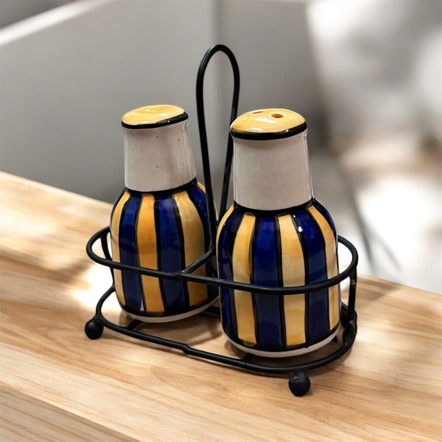 SOULCRAFTZ Salt Pepper Sprinkler Set for Dining Table & Kitchen Ceramic Salt and Pepper Shakers Set Dispenser Set with Wire Holders (80 ML)