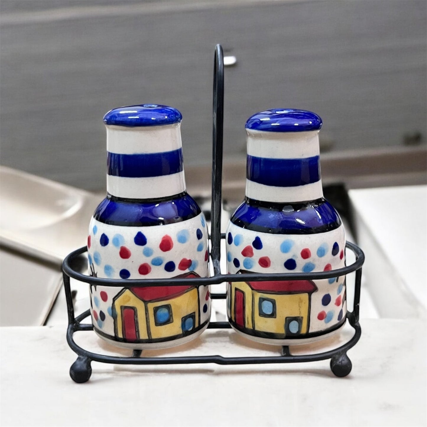 SOULCRAFTZ Salt Pepper Sprinkler Set for Dining Table & Kitchen Ceramic Salt and Pepper Shakers Set Dispenser Set with Wire Holders (80 ML)